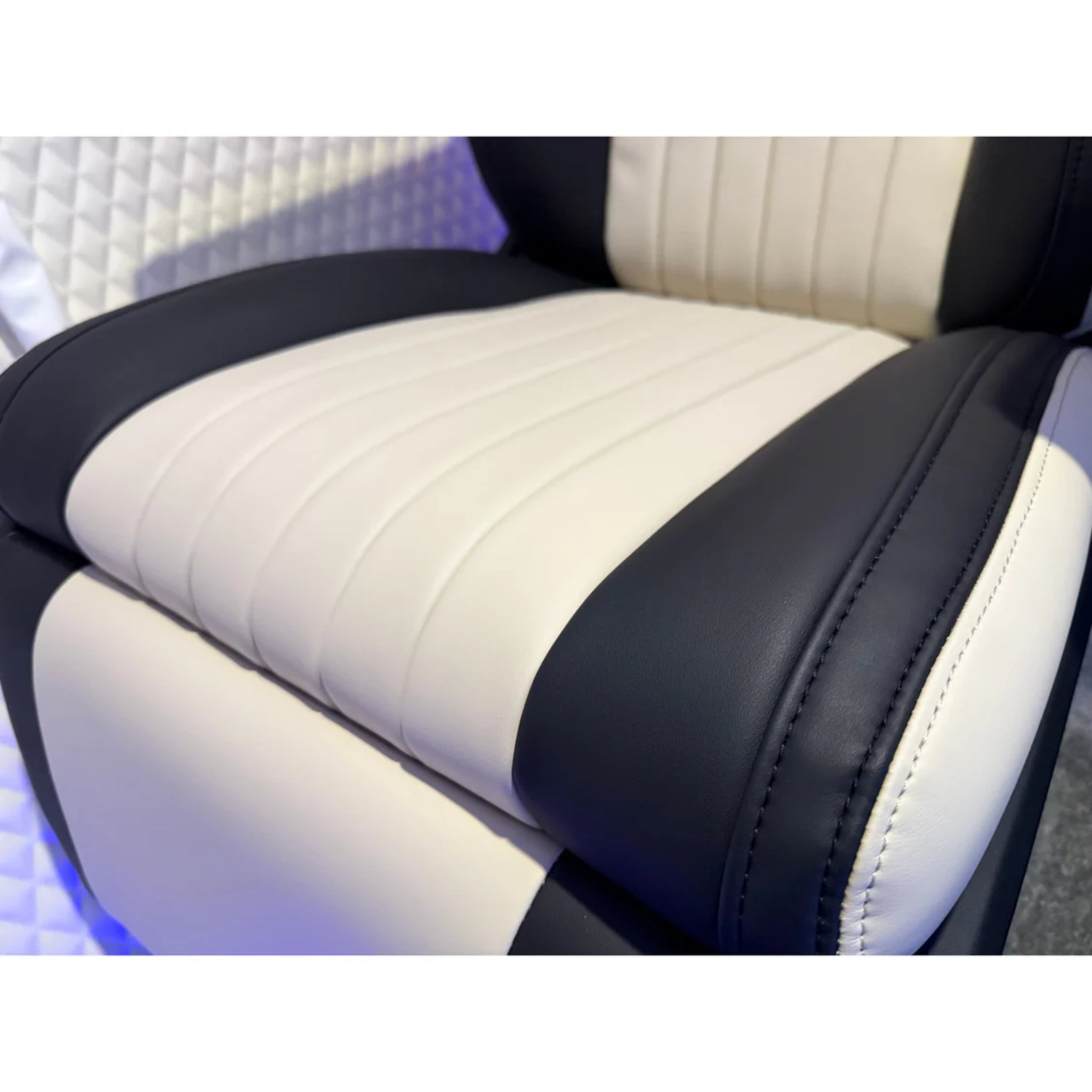 Macy-Pan HE5000 2.0 ATA Hard Shell Hyperbaric Chamber