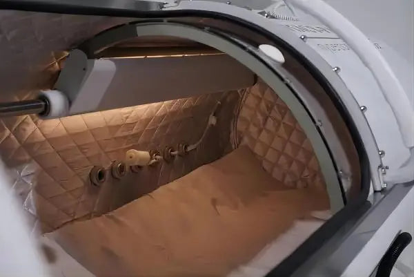 Macy-Pan HP2202-90 2.0 ATA Hard Shell Hyperbaric Chamber