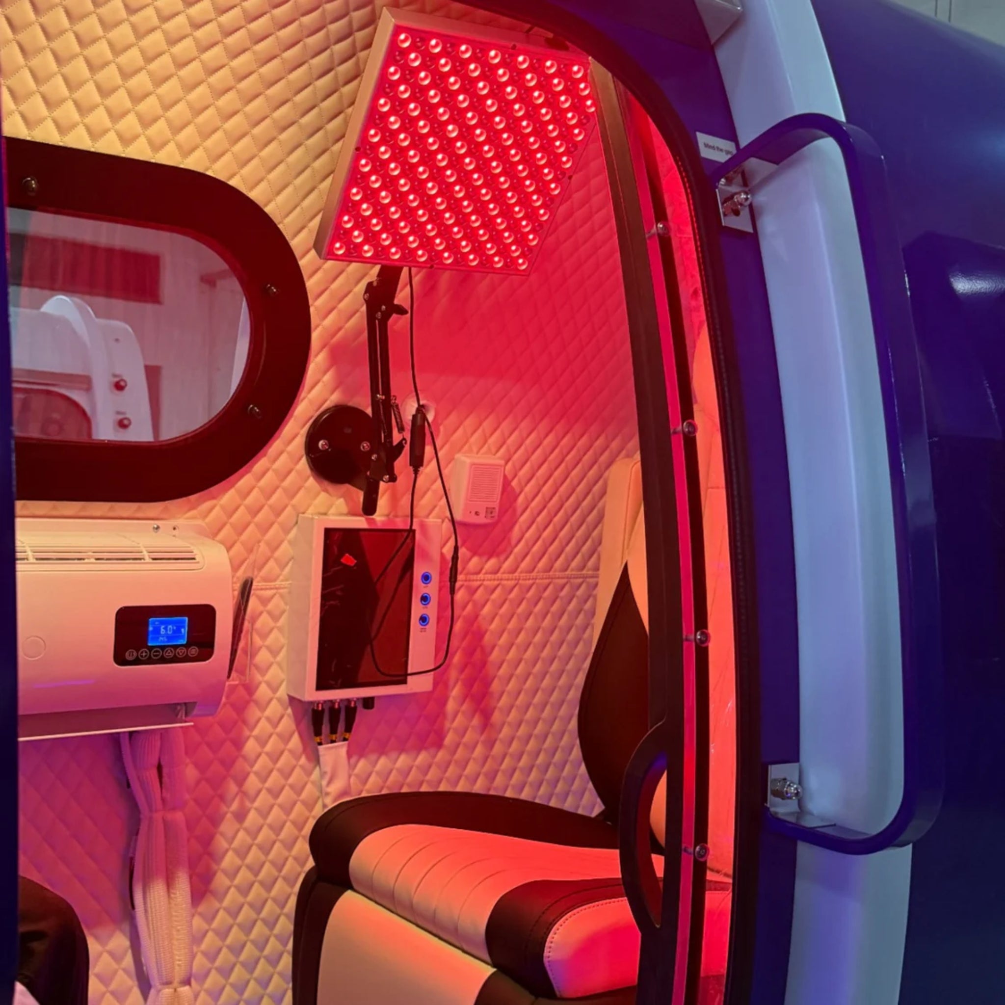 Macy-Pan HE5000 2.0 ATA Hard Shell Hyperbaric Chamber