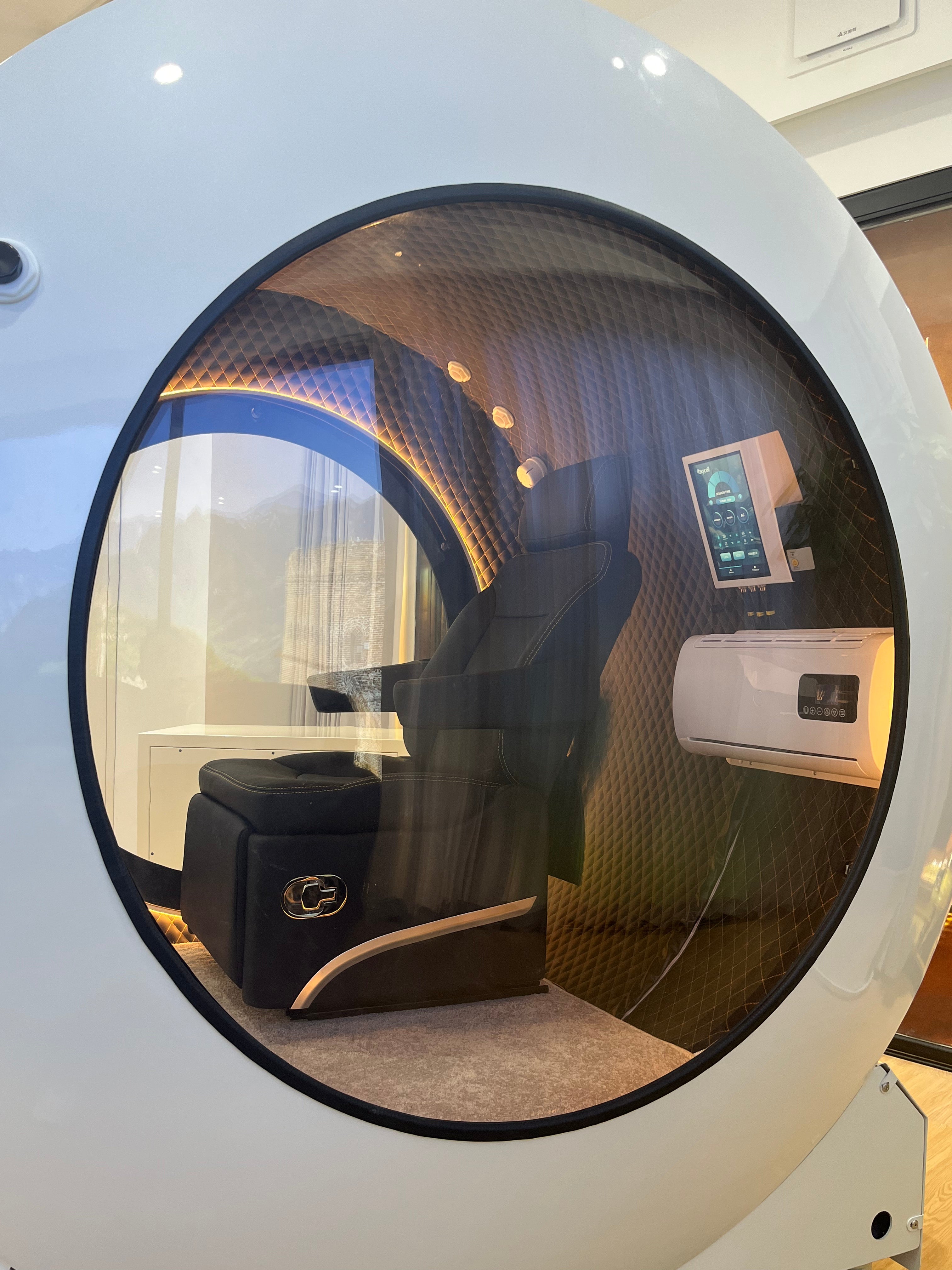 MP HE5000-Diamond  2.0 ATA Hard Shell Hyperbaric Chamber