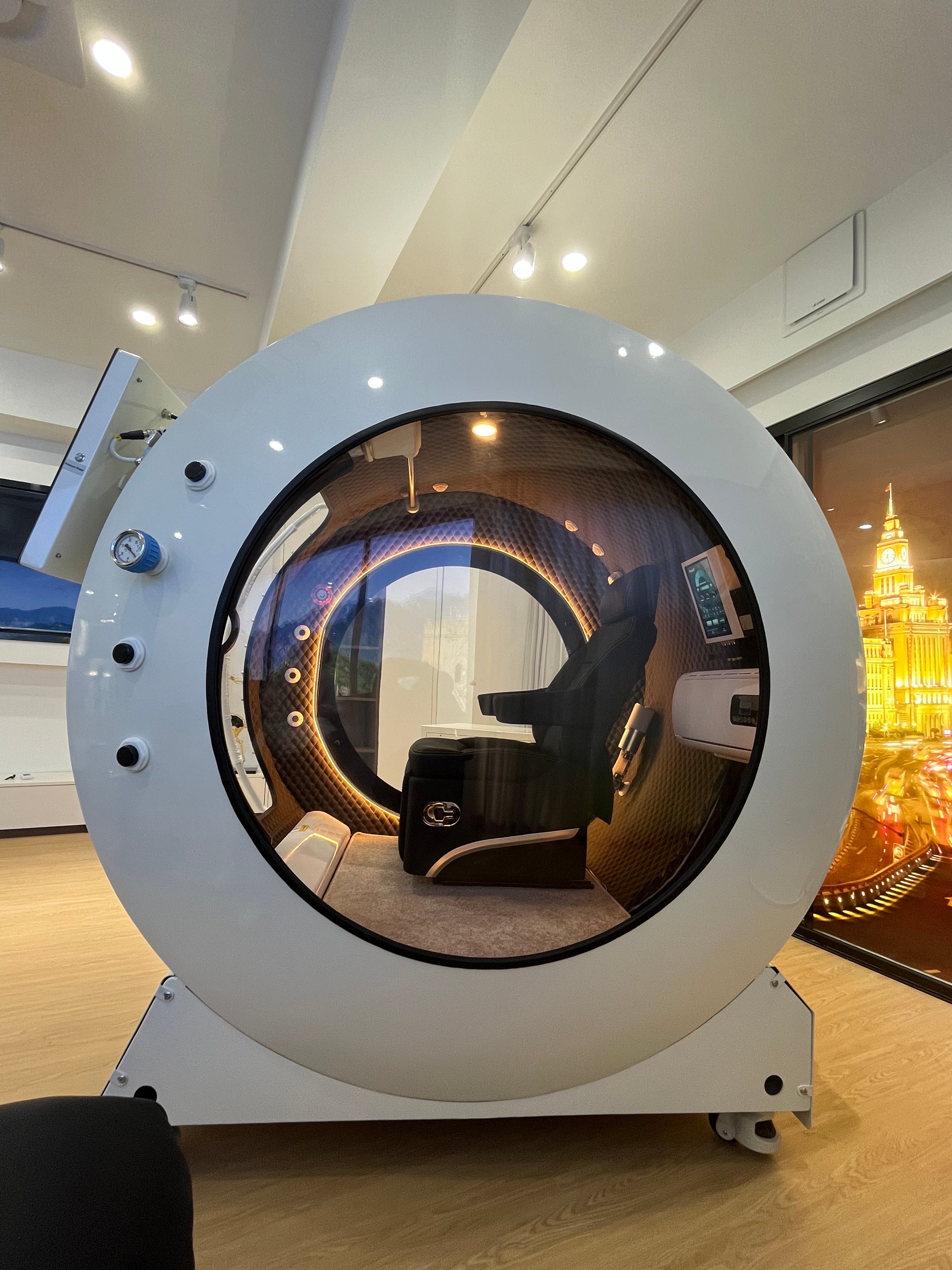 MP HE5000-Diamond  2.0 ATA Hard Shell Hyperbaric Chamber