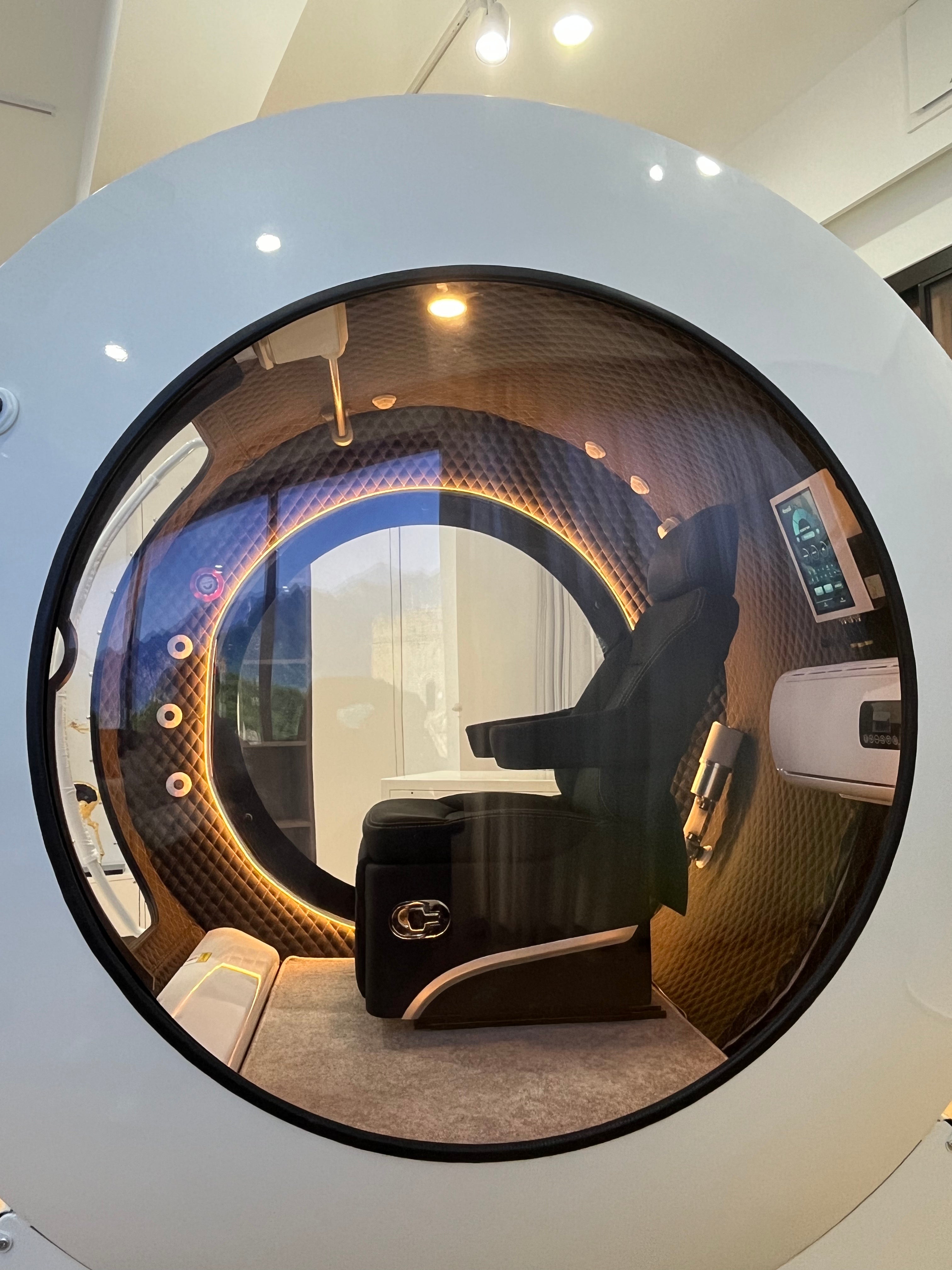 MP HE5000-Diamond  2.0 ATA Hard Shell Hyperbaric Chamber