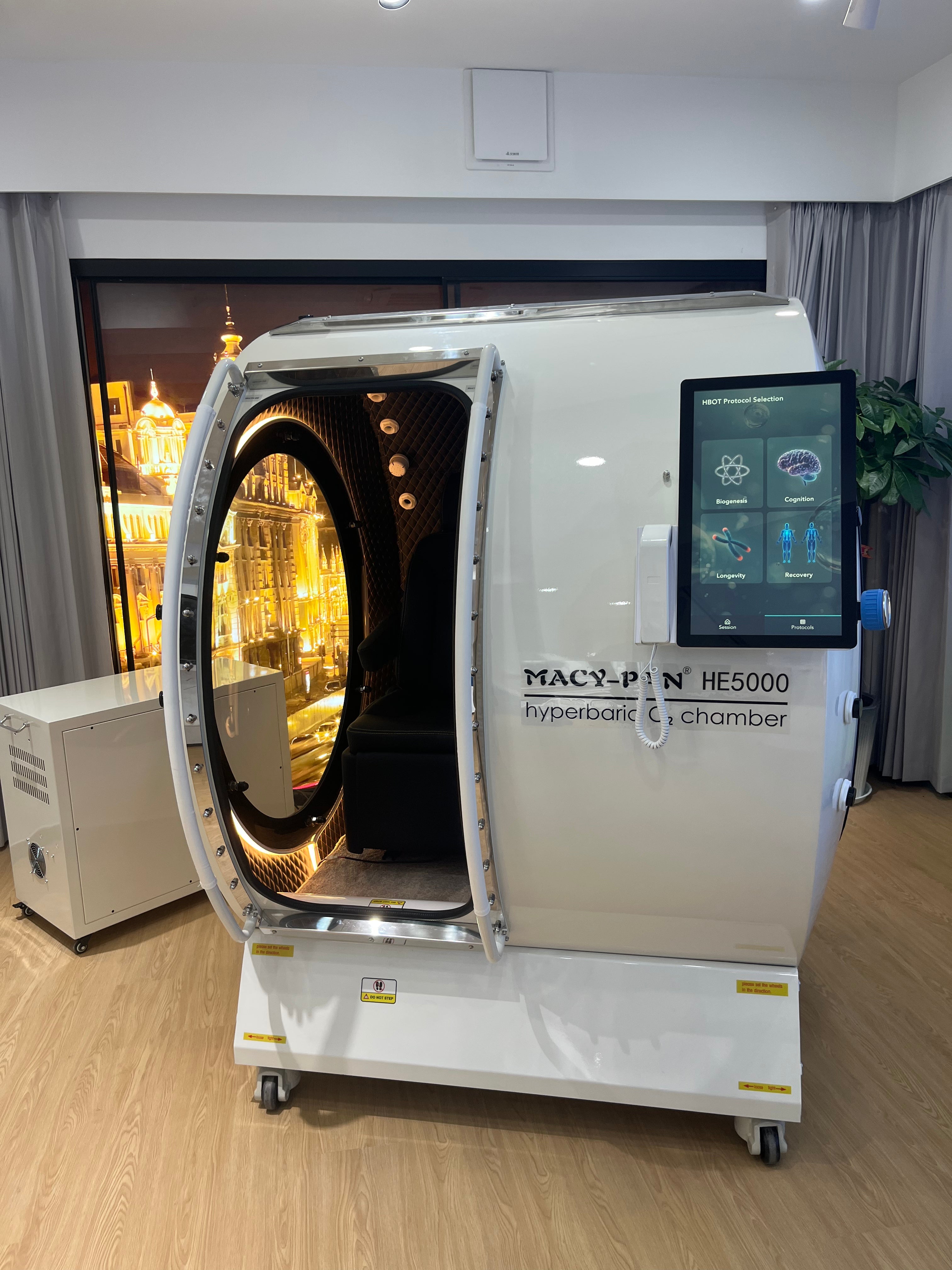 MP HE5000-Diamond  2.0 ATA Hard Shell Hyperbaric Chamber