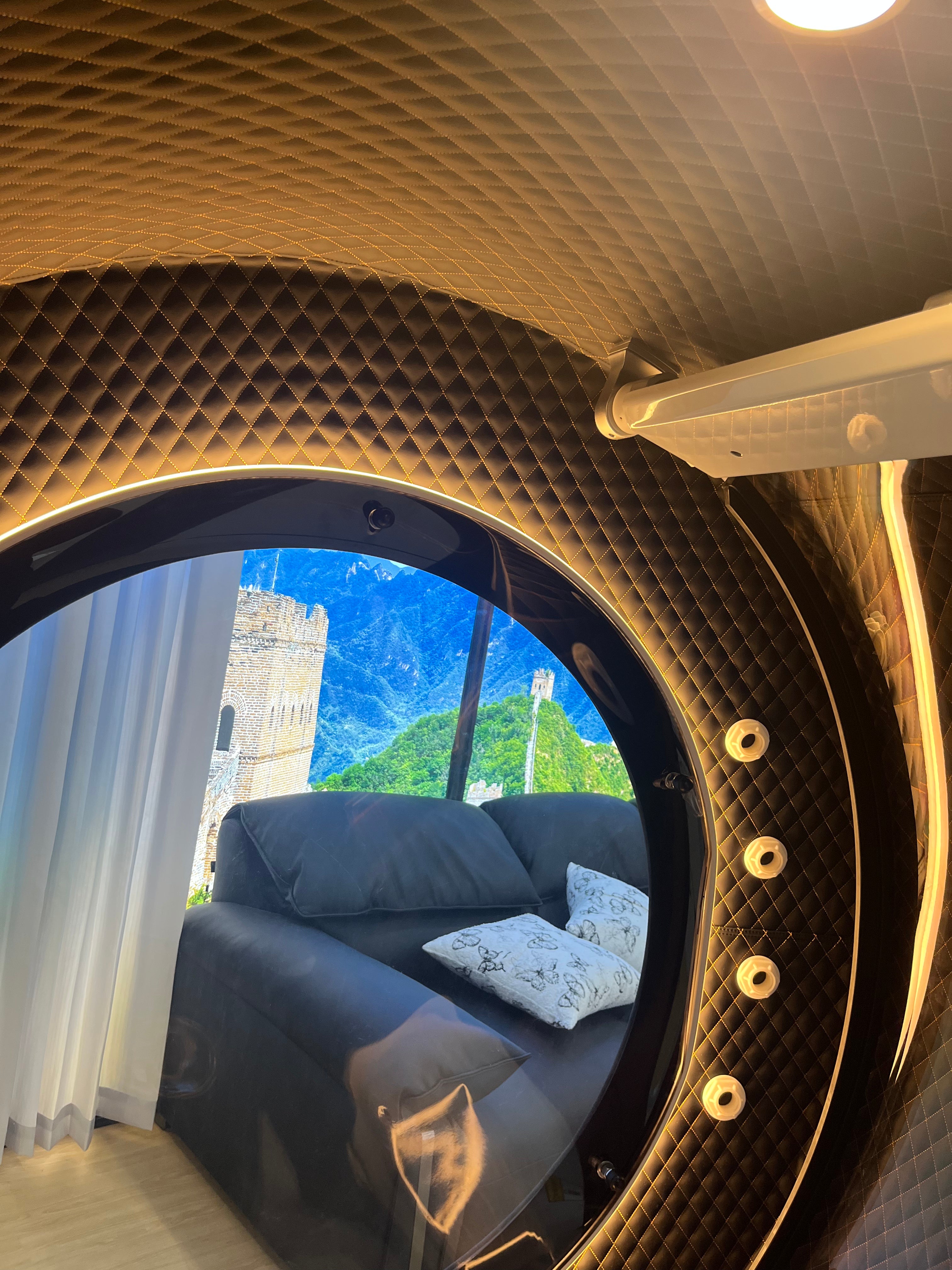 MP HE5000-Diamond  2.0 ATA Hard Shell Hyperbaric Chamber
