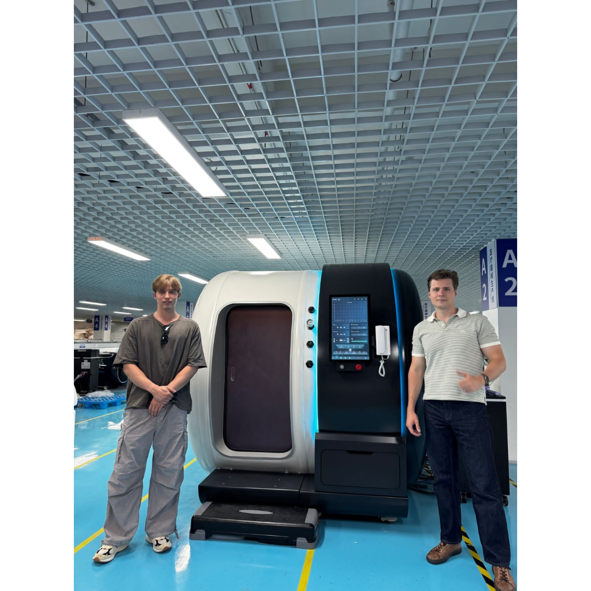 Oxy Air Two-Person Hyperbaric Chamber – Model OLV-YZM02