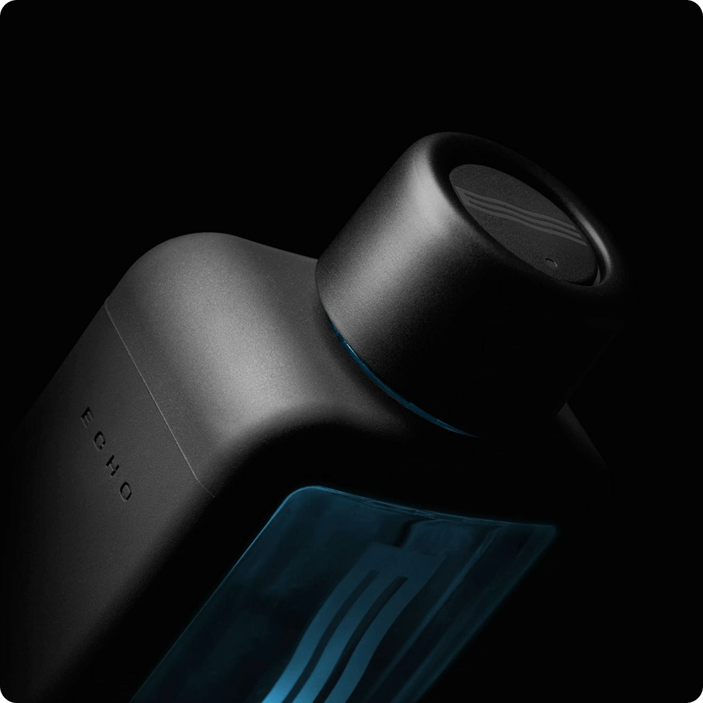 Describes the appearance of the image