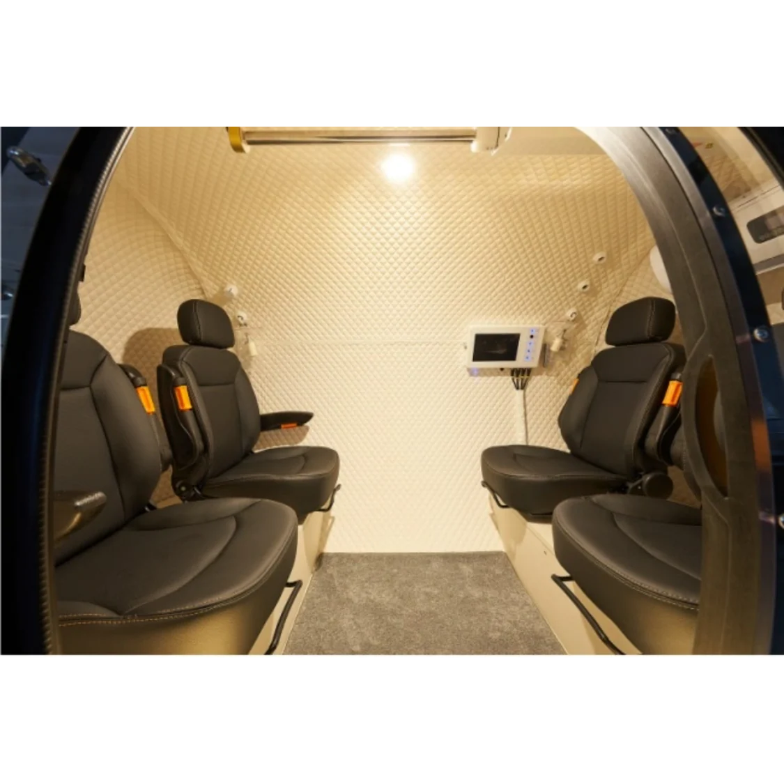 Macy-Pan Hyperbaric Oxygen Therapy Chamber Hard Type - HE5000 Plus