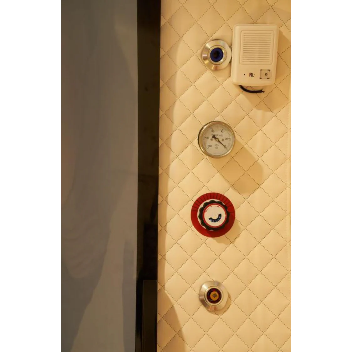 Macy-Pan Hyperbaric Oxygen Therapy Chamber Hard Type - HE5000 Plus